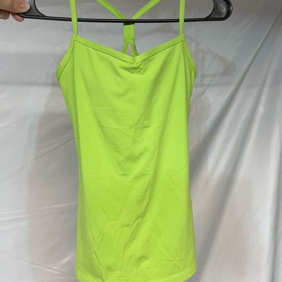 Women’s XS/S Atheltic Bundle (7 pieces- Lucy, Reebok, Nike & more included) - Picture 7 of 9